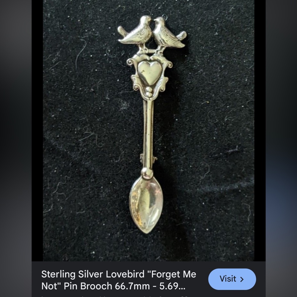 Vintage signed sterling antique love birds pin!! - Picture 2 of 7